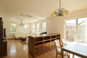 かっこいい工務店　静岡県　北条建設　施工例　#3　ジョージアンスタイル　内観　ダイニング　リビング