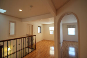 かっこいい工務店　静岡県　北条建設　施工例　#4　イタリア　イタリアネイト　内観　2階ホール