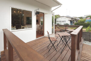 かっこいい工務店　静岡　北条建設　新築　戸建　プロヴァンス　外観　ウッドデッキ