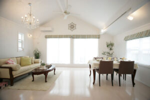 かっこいい工務店　東京都　ジェイプラン　施工例 #1　新築　戸建　プロヴァンス　内観　リビング　ダイニング