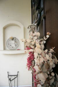 かっこいい工務店　東京都　ジェイプラン　施工例 #1　新築　戸建　プロヴァンス　内観　ニッチ