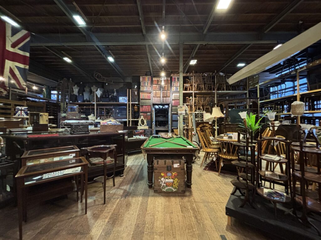 KENT STORE ケントストア　1F ショップファニチャーエリア