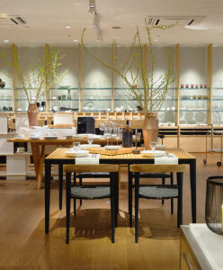 LIVING MOTIF リビング・モティーフ　店舗