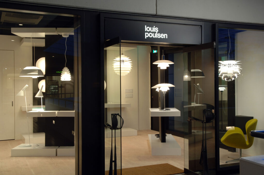 louis poulsen ルイスポールセン東京ストア 北青山 店舗 外観