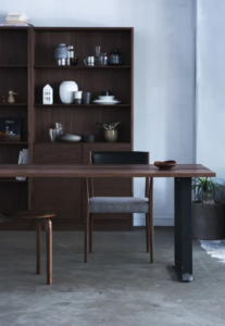 Rigna リグナ　オリジナル家具　REMBASSY　ダイニングテーブル