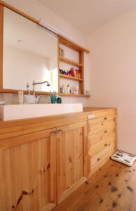 かっこいい工務店　鹿児島県　西郷建築　施工例 #1　新築　戸建　ナチュラル　造作　洗面化粧台　2