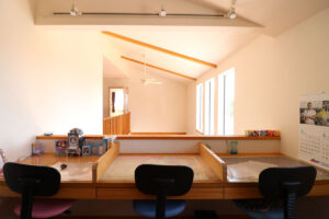 かっこいい工務店　鹿児島県　西郷建築　施工例 #1　新築　戸建　ナチュラル　子供部屋　　造作　勉強机　2