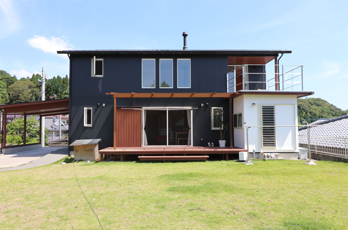 かっこいい工務店　鹿児島県　西郷建築　施工例 #1　新築　戸建　ナチュラル　　外観