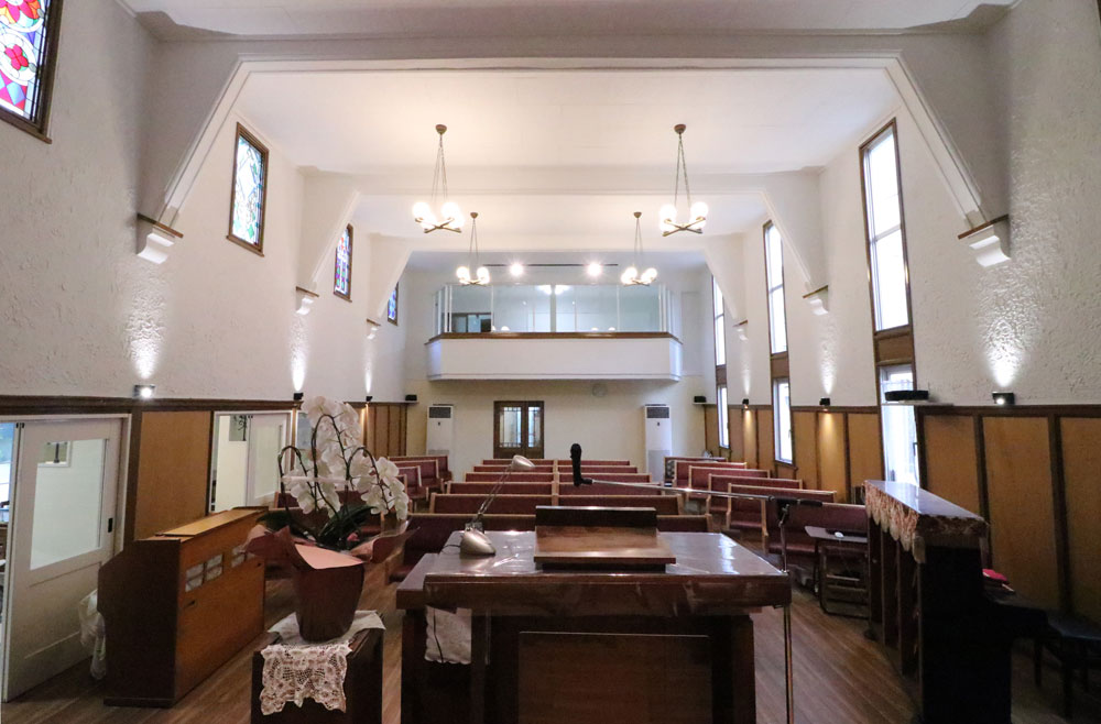 かっこいい工務店　鹿児島県　西郷建築　施工例　＃4　リノベーション　教会　内観