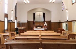 かっこいい工務店　鹿児島県　西郷建築　施工例　＃4　リノベーション　教会　内観　2