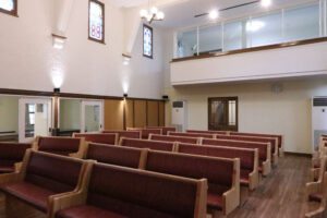 かっこいい工務店　鹿児島県　西郷建築　施工例　＃4　リノベーション　教会　内観　ステンドグラス　5