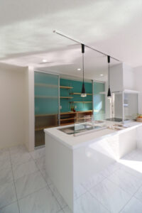 かっこいい工務店　鹿児島県　西郷建築　施工例 #2　新築　戸建　平屋　ナチュラル　オープンキッチン　3