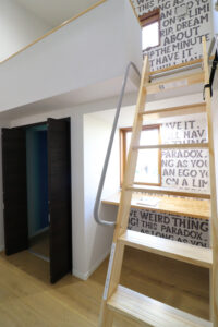 かっこいい工務店　鹿児島県　西郷建築　施工例 #2　新築　戸建　平屋　ナチュラル　子供部屋　2