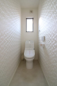 かっこいい工務店　鹿児島県　西郷建築　施工例 #2　新築　戸建　平屋　ナチュラル　トイレ