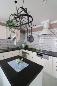 かっこいい工務店　宮城県　トガシホーム　施工例　＃5　チューダー　アイランドキッチン