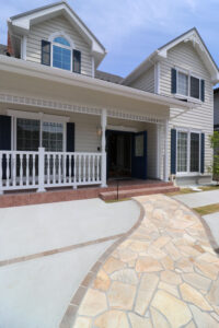 かっこいい工務店　宮城県　トガシホーム　施工例　＃5　チューダー　エントランス