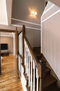 かっこいい工務店　宮城県　トガシホーム　施工例　＃5　チューダー　階段