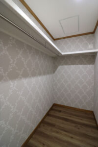 かっこいい工務店　宮城県　トガシホーム　新築　戸建　プロヴァンス　内観　ウォークインクローゼット