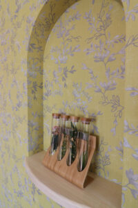 かっこいい工務店　宮城県　トガシホーム　新築　戸建　プロヴァンス　内観　玄関ホール　ニッチ