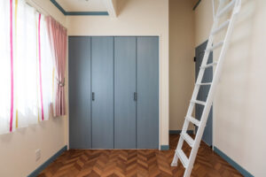 かっこいい工務店　宮城県　トガシホーム　施工例　#7 アメリカン　子供部屋　ロフト