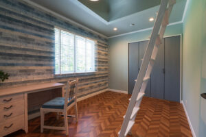 かっこいい工務店　宮城県　トガシホーム　施工例　#7 アメリカン　神殿部屋　ロフト　2