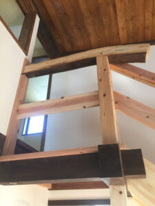 かっこいい工務店　三重県　家作店 辰屋　施工例　#4　新築　戸建　ナチュラルモダン　階段　ホール