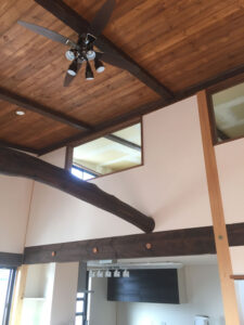 かっこいい工務店　三重県　家作店 辰屋　施工例　#4　新築　戸建　ナチュラルモダン　吹き抜け　リビング　2