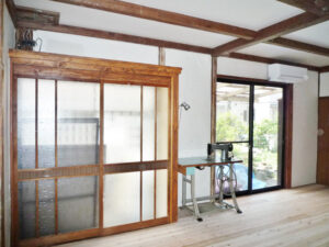 かっこいい工務店　三重県　家作店 辰屋　施工例　#1　リノベーション　戸建　内観　　リビング　3