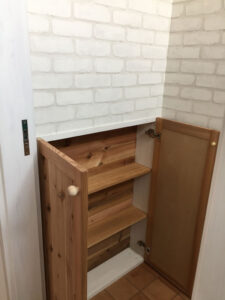 かっこいい工務店　三重県　家作店　辰屋　施工実例　5　新築　戸建　ナチュラル　カリフォルニア　内観　造作収納　2