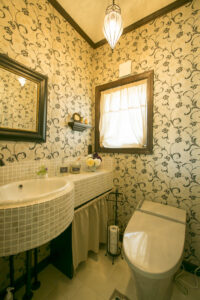 かっこいい工務店　宮城県　トガシホーム　施工例　＃2　プロヴァンス　トイレ