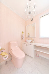 かっこいい工務店　宮城県　トガシホーム　施工例　＃3　プロヴァンス・プリンセス　トイレ