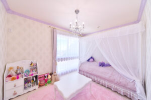 かっこいい工務店　宮城県　トガシホーム　施工例　＃3　プロヴァンス・プリンセス　子供部屋