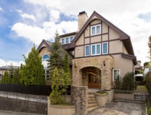 かっこいい工務店　宮城県　トガシホーム　施工例　＃4　チューダー　外観