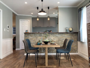 かっこいい工務店　宮城県　トガシホーム　施工実例　10　新築　戸建て　アメリカン　内観　ダイニング＆キッチン