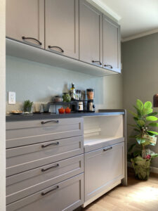 かっこいい工務店　宮城県　トガシホーム　施工実例　10　新築　戸建て　アメリカン　内観　カップボード