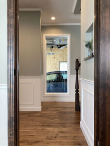 かっこいい工務店　宮城県　トガシホーム　施工実例　10　新築　戸建て　アメリカン　内観　インナーガレージ　２