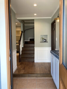 かっこいい工務店　宮城県　トガシホーム　施工実例　10　新築　戸建て　アメリカン　玄関