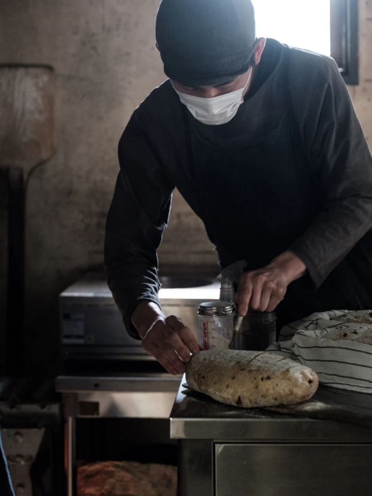 わざわざ　wazawaza パンと日曜品販売　パン作り