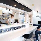 注文住宅 かっこいい工務店 岡山 アイム・コラボレーション アイムの家 施工例18 キッチン カウンター テラス 屋根